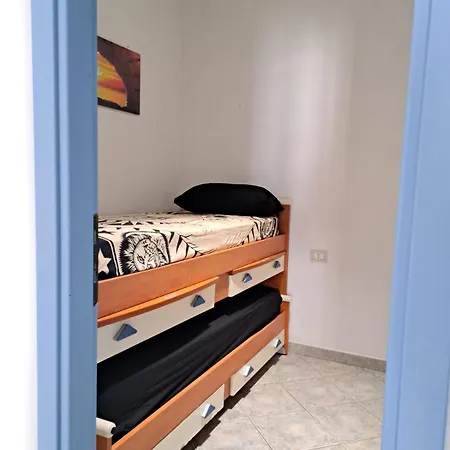 Domus De Mare Apartmán *