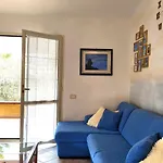Domus De Mare